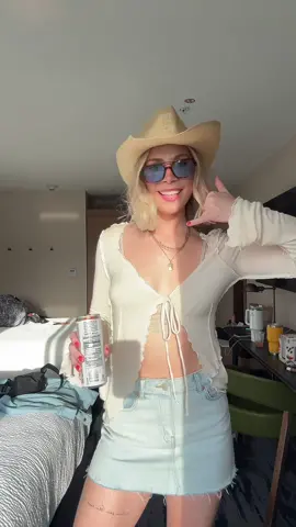 Here we come @Luke Combs 🤠 #lukecombs #countryconcert #countryconcertoutfit #OOTD 