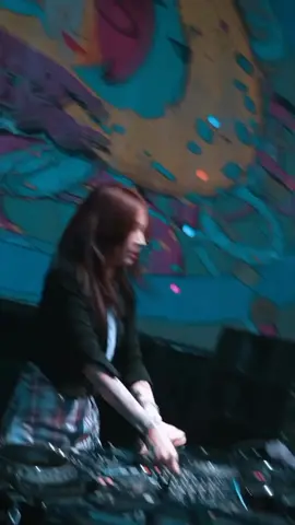 Queen Annisa - Ya Odna