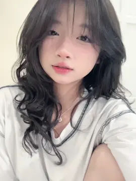 mặt cô ấy và gu âm nhạc của cổ: #xuhuong #xh #fyp #viral #xuhuongtiktok 