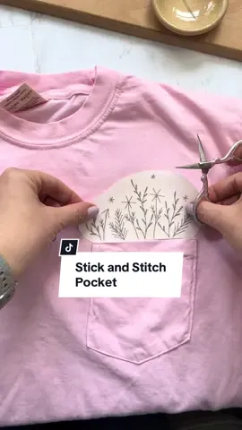 Here’s the first step in stitching my pocket of a tshirt. Prepping tips and then whipped backstitch. Stay tuned for the next stitches. #whippedbackstitch #embroidery #stitchtutorial #embroiderytiktok #embroideredshirt #stickandstitch 