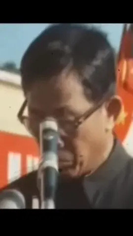 Tổng Bí Thư Lê Duẩn Đọc Di Chúc Của Bác Hồ . Người Cha Già Kính Yêu Của Dân Tộc Việt Nam. Việt Sử Kiêu Hùng #dathoathinh #vietsukieuhung #lichsuvietnam #hoathinh3d 