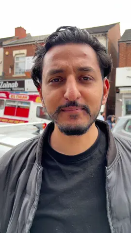 Pakistan in uk.  #uk #uklifestyle #ukvlog #vlogger #pakistan #uklife #pakistanivlogger #studentinuk #ukstudents 