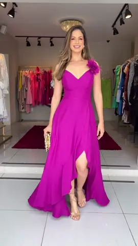**Elegant Appliquéd V-neck Maxi Dress, a perfect blend of fashion and elegance** This dress combines three fashionable elements: purple color, feathered florets and ruffled hemline, making you the center of attention in any occasion. Whether you are attending a party, going on a date or wearing it everyday, it is the perfect choice for you to show your elegance and confidence.#purple #dress #fashionfocus #ootdfashion #weddingdress #Summer #new 