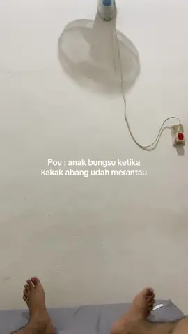 Tinggalnya cuman sama ortu#anakbungsu #fypシ #beranda #viral 