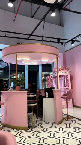 Self care 🧘🏼‍♀️🧖🏼‍♀️ #nailday #nails #polygel #boa #domynails #salon #tiktoksa #SAMA28 #pedi #pedicure @BOABeautyBar #sunday #SelfCare #grwm #capetown #beauty 