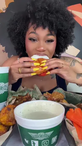 #mukbangeatingshow #mukbang #asmreating #asmrfood #eating #l4 #mukbangvideo #mukbangshow #mukbangasmrfoods #americanasmr #mukbangwingstop #wingstop #fyp 