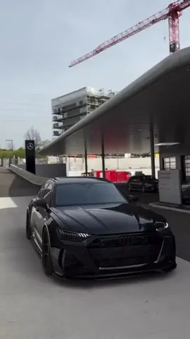 #audi #rs6 #fyp #foryou #viral #viralvideo AUDI 🥇