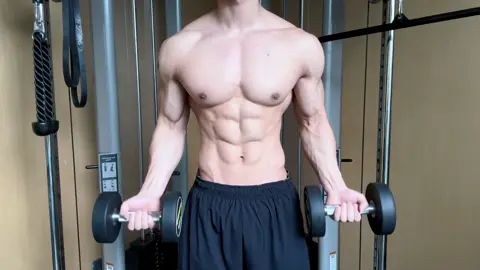 #allthebigboy #muscle #gym #handsome #帅哥 #Fitness #twitter #GymLife #workout #handsomeguy #men #fitnesstiktok #chinaboy 