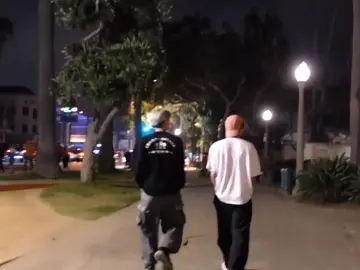 imagind as if you night walk and playing with heeseung but that will never happen    #HEESEUNG #ENHYPEN #night #walk #play #Vlog 