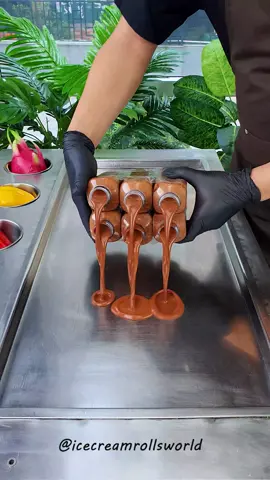 Chocolate ice cream #asmr #satisfying #foryou #icecream 