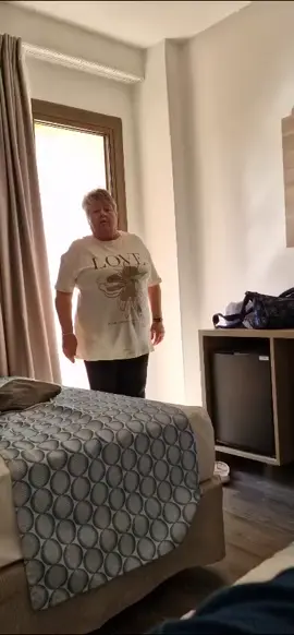 Nan pretending to be a penguin #funnyvideos 