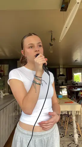 Voici « N’insiste pas » de @Camille Lellouche <3  #singing #foryou 