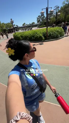 the best thing to do on a solo animal kingdom day 🤭🤎 #disney #comewithme #animal #cute #disneyworld #foryou #foryoupage @Disney Parks 