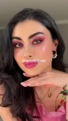 GRWM Coachella Day 2: Going full-on pink overload because, well, pink is life 💖 Plus, rumor has it, pink makes green eyes POP 👀 Products @NYX Cosmetics Canada ultimate shadow palette (that’s bright) jumbo multi use face stick (vanilla ice cream) line loud lip pencil (leave a legacy) duck plump plumping gloss (pick me pink) matte finish makeup setting spray #makeup #beauty #pinkmakeup #makeupforgreeneyes 