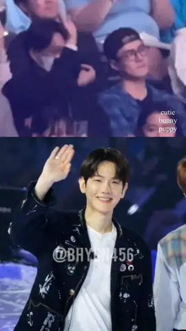 Sehun belike: bộ anh mắc chào lắm hả 😳 #sehun #baekhyun #kai #exo 