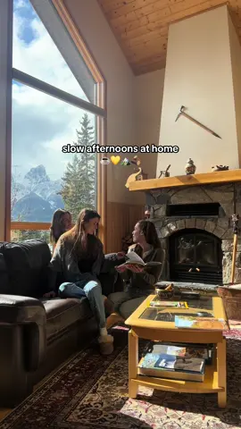 💛 #Home #mountains #slowliving #cozyathome#fyp 