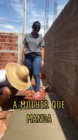 A MULHER QUE MANDA #viral #obra #tiktok 