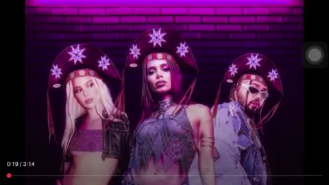 Por essa vocês nao esperava. Mas como diz se vira versao forró ou piseiro é  sucesso. Acho que vem coreo de piseiro ai o que acham? #anitta #badgyal #brray #doubleteam #piseiro #forro  Remix by:#linoramos 