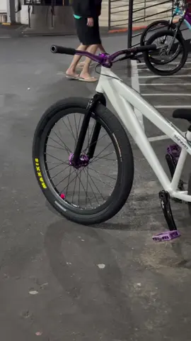 Achem o erro do vídeo..😊 #gios #trust #bike #viral #dancinha #tiktok #graudebike #graudemoto #fyp #fouryou #brasil #saopaulo #favela #favelavenceu #rua #montadinha 