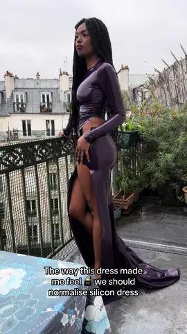 Dream dress @alessandrovigilante what do you think about this Purple total latex look ? #outfitideas #silicondress #fashion #fashionaesthetics 