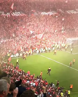 bayer04 congratulations 🔥😍 #bayerleverkusen #fypシ #bayer04 #xabialonso #foryou #congratulations #football #viral #futbol #celebration 