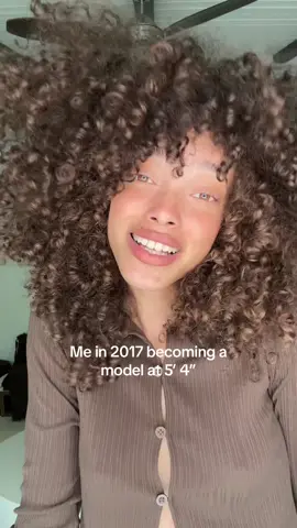 Ok but forreal.. Someones gotta do it🤷🏽‍♀️ #tooshortforwhat #shortmodel 