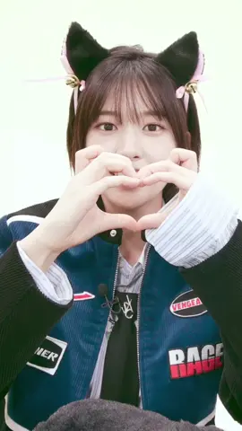 Kitty Yujin is so much cute as well 😺😽😻 #AnYujin #Yujin #안유진 #Yujinnie #yujinive #IVE 