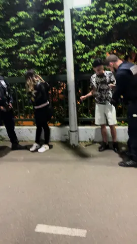 الجزائري ميطلقش , 