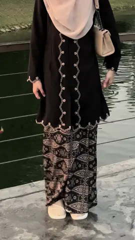 kebarung sulam batik🫶🏻✨#bajukurungmurah #bajukurungklasik 
