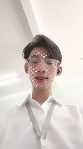 Từng lời yêu thương em trao cho anh chỉ là lời dối gian...🥺 