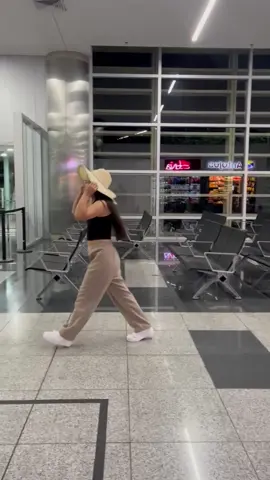 Uno más en la playita. #trendplaya #aeropuerto #viaje 