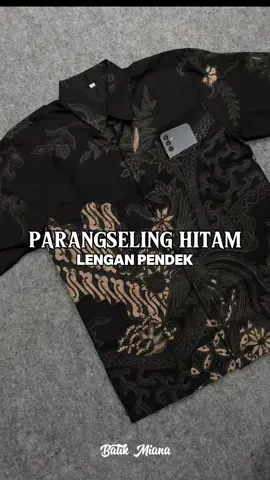 Kemeja batik pria lengan pendek motif Parangseling Hitam  #melokaldenganbatik #belilokal ##rekomendasikemejabatik #serunyaberbagi #mianabatiksolo #batikmiana #mianabatiksolo #ramadhanekstraseru #ramadhanditiktokshopping #kemejabatiklenganpanjang #bismillahfyp 