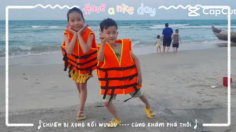 đi biển nhớ mang áo phao các bạn nhé #áophao #mùahè #biển #xuhuong #tiktokshop 