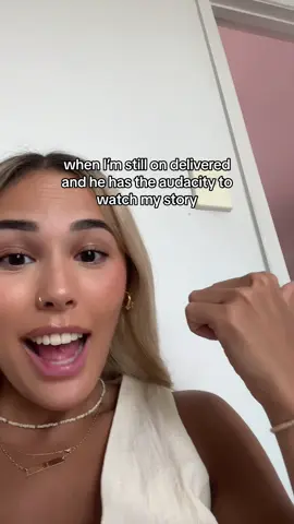 biggest pet peeve ever #fyp  #situationship #situationshipsbelike #situationshipproblems #dating #traphouse #girlproblems #girlthoughts 