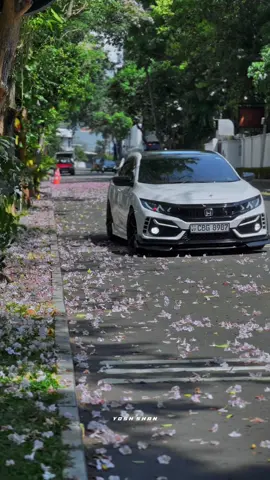 🫣🤍 එයා #trendingsongs #foryou #trending #fyp #viral #carsoftiktok2024 #hondacivichatchback #14prophotography #trendingsong #carsoftiktok #hondacivic #carlovers 