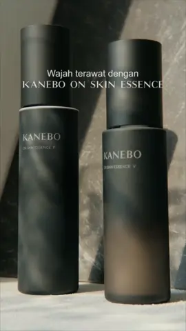 KANEBO On Skin Essence Memberikan kelembaban dan kekenyalan kulit Anda dengan menjaga keseimbangan yang ideal antara kelembaban dan minyak. -KANEBO On Skin Essence F: Untuk kulit normal-kering -KANEBO On Skin Essence V: Untuk kulit normal-berminyak Dapatkan KANEBO On Skin Essence F & KANEBO On Skin Essence V di Shopee, Tokopedia & Lazada.  #KANEBOIndonesia #KANEBOCosmetics #MakeUpRemover #SkincareEssentials #Fyp #ForYourPage 