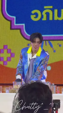 บาร์เทนเดอร์ เอวหวานมากคับ 🤣🍹🍸  Songkran PondPhuwin #KingPowerRangnamXPPW #ปอนด์ภูวินทร์  #ppnaravit #phuwintang