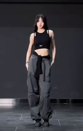 Sheesh #dancetiktok #trending #xuhuong #kpop #tonghop #outfit #sheesh 
