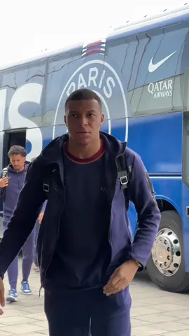 📍 Parisians in Barcelona! #UCL #ParisSaintGermain #PSG 