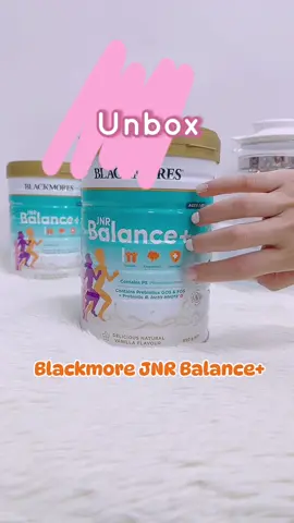 Bóc bao nhiêu hộp rồi mà vẫn nghiền cảm giác unbox sữa lắm 🥰 #unboxsua #daphopsua #blackmoresjnrbalance #jnrbalance #mebimsuachamcon #kinhnghiemmebim #xuhuong #thinhhanh 
