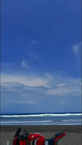 pengen di komen sama user CBR yang gak sombong dong🥹😭 .. .. .. #cbr150r #xyjbca #cinematic #pangandaran #pantaipangandaran#masukberandamuu #tiktok #fyp 