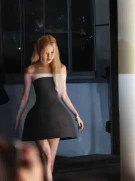 She in her black dress and at the event, beautiful angel 🖤 #rosé 