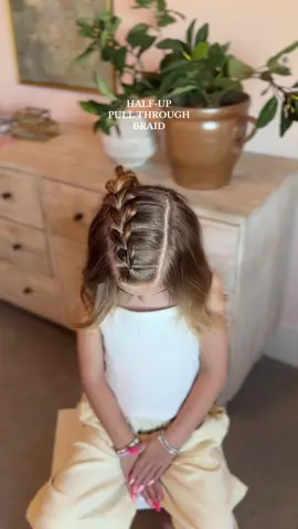 Left over curls and a pull through braid 💛 these always take a little longer but once you get the hang of it, they are so cute!!! #pullthroughbraid #hairtutorial #hairstyle #hairtok #viralhair  #halfuphalfdown #toddlersoftiktok #heatlesshair #easyhairstyles #schoolhairstyles #trending #hairideas #hairinspo #Lifestyle #MomsofTikTok #trending #shorthair #kidshairstyles #slickedhairstyles #youngmom #cleangirlaesthetic #relatable #momandaughter 