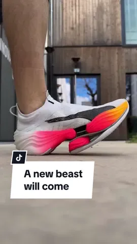The new and upcoming #Pumarunning Fast-RB Hottest shoe in the running world.  ⚠️ RB stands for Rule Breaker #puma #pumashoes #pumamarathon #runningshoes 