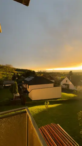 Sunset at 8 in the evening. 🇩🇪 #spring #germany🇩🇪 #deutschland #de  #hessen #natur #sunset #wonderful #nature 