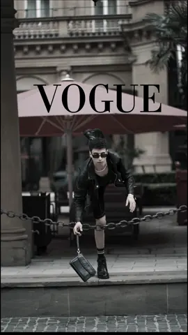 Poses for magazine……#poses #reelviral #model #vouge  