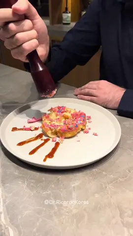 Não esquece: - Lubrifique MUITO bem a região. - Use o lubrificante correto. - Não esqueça da camisinha. Identificou algum probleminha? Procure atendimento médico. Ricardo Kores Médico Infectologista CRM SP 176104 l RQE 94561 CRM MG 68924 l RQE 58891 📍SÃO PAULO - SP Rua Domingos de Morais, 2.781 - Vila Mariana 📍UBERLÂNDIA - MG Av. João Pinheiro, 578 - Centro #cookie #donuts #receitasimples #tiktokhealth #saudedohomem #saudefeminina 