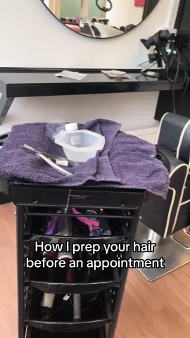 Hair extenions prep! @Beauty Works #hairtoks #haircolor #balayagehighlights #bracknell #beautyworksextensions 