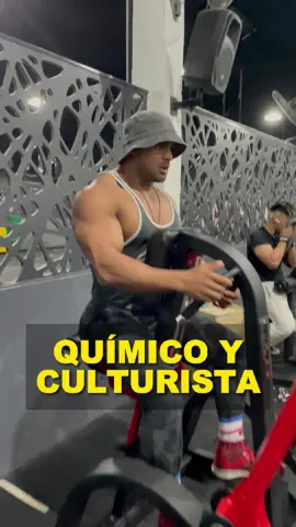 Preguntando a Manu, quimico 🧪 y culturista 💪 cómo entrena y cómo se alimenta. #entrenamiento  #Fitness  #gym  #training  #salud  #deporte  #fit #workout  #ejercicio  #n  #gimnasio  #motivacion  #entrenamientofuncional  #fitnessmotivation  #vidasana  #crossfit  #a  #nutricion  #sport  #personaltrainer  #fuerza  #entrenadorpersonal  #Running  #motivation  #bienestar  #gymmotivation  #saludable  #vidasaludable  #bodybuilding  #entrenar