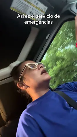 El servicio de emergencias, doy gracias a Dios que mi hijo esta bien pero que rabia me dio tener que esperar tanto para que me salieram con eso #parati #mama #salud #medicina 